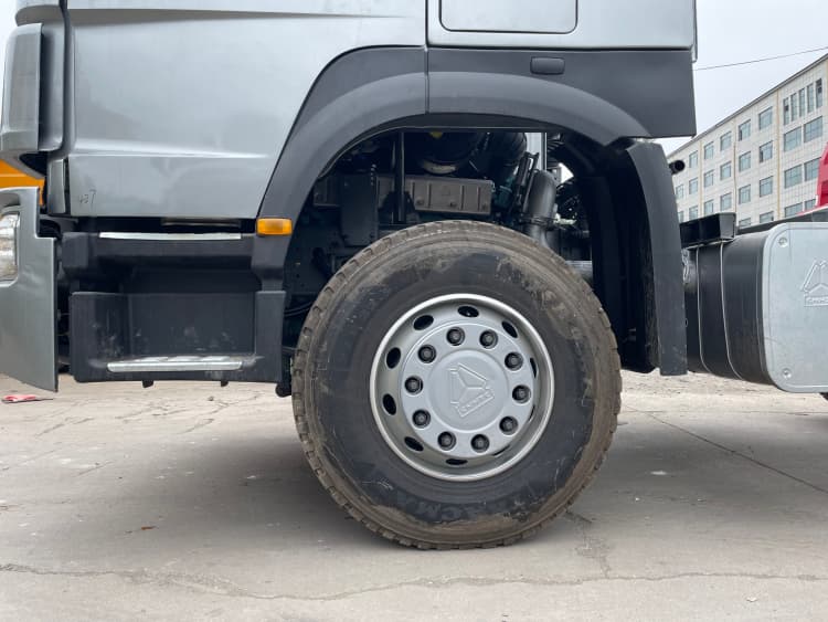 Reman Howo 400 6x4 Truck Tractor 5 China Standard Reman Trucks Head Howo 400 6x4 for Sale